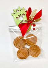Load image into Gallery viewer, Christmas themed clip on gift tags with multiple uses. Snack closure, gift tag, bookmark